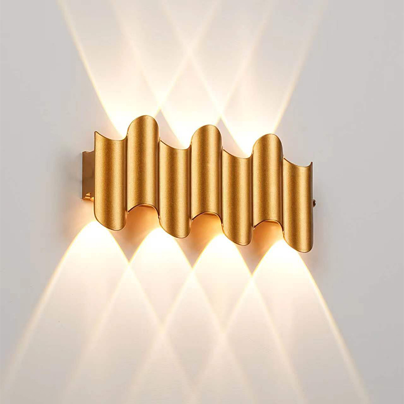Aluminum Golden Body LED Wall  - Xl Outdoor Lighting ulasan dan harga